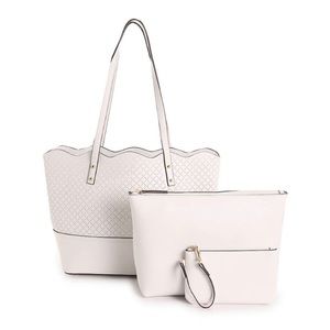 Kelly & Katie Freya 3-Piece Scallop Tote Set